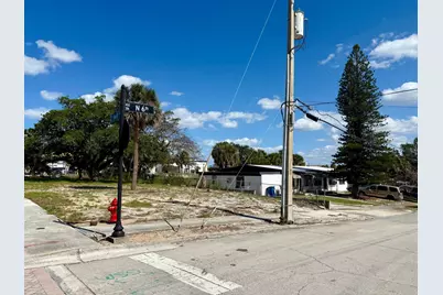 424 N 6th Street, Fort Pierce, FL 34950 - Photo 3