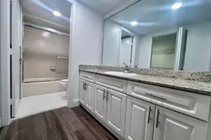 17350 NW 68th Ave, Hialeah, FL 33015 - Photo 11