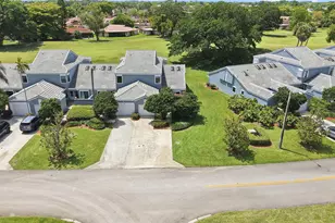 8362 Waterford Ave, Tamarac, FL 33321 - Photo 41