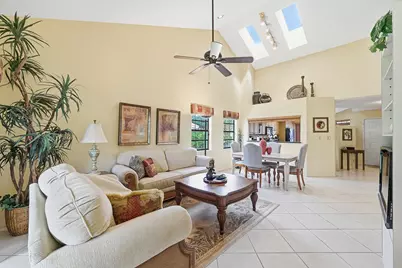 8362 Waterford Avenue, Tamarac, FL 33321 - Photo 17