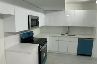 701 N Pine Island Rd, Plantation, FL 33324 - Photo 5