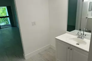 701 N Pine Island Rd, Plantation, FL 33324 - Photo 39