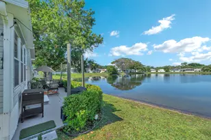 153 Plantation Blvd, Lake Worth, FL 33467 - Photo 11