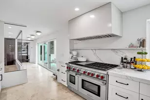2421 NE 12th St, Fort Lauderdale, FL 33304 - Photo 31