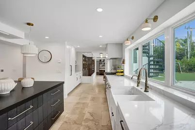 2421 NE 12th Street, Fort Lauderdale, FL 33304 - Photo 29