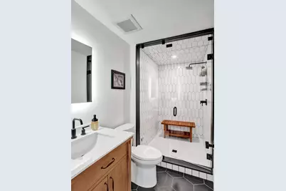2421 NE 12th Street, Fort Lauderdale, FL 33304 - Photo 51