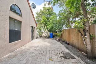 904 Magnolia Ave, North Lauderdale, FL 33068 - Photo 25