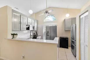 904 Magnolia Ave, North Lauderdale, FL 33068 - Photo 11