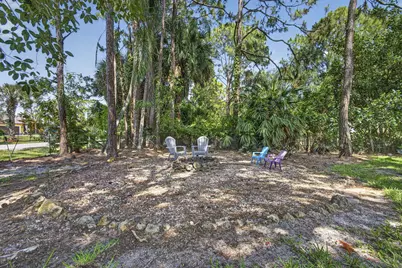 15590 N 77th Place N, The Acreage, FL 33470 - Photo 49
