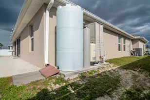 1513 NE 43rd Terrace, Cape Coral, FL 33909 - Photo 35