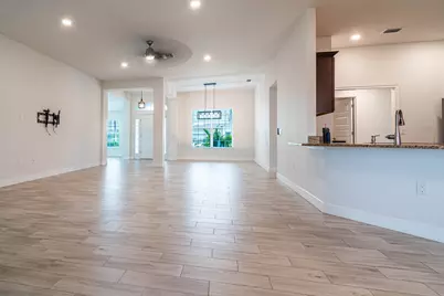 1513 NE 43rd Terrace, Cape Coral, FL 33909 - Photo 9