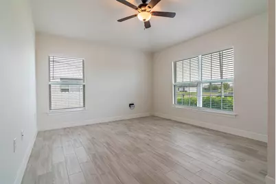 1513 NE 43rd Terrace, Cape Coral, FL 33909 - Photo 9