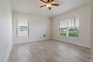 1513 NE 43rd Terrace, Cape Coral, FL 33909 - Photo 9