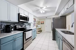825 Egret Cir, Delray Beach, FL 33444 - Photo 5
