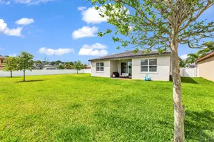 12431 NW Stanis Ln, Port Saint Lucie, FL 34987 - Photo 5