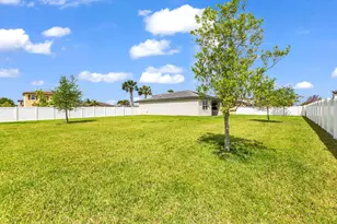 12431 NW Stanis Ln, Port Saint Lucie, FL 34987 - Photo 37