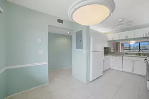 10442 E Clairmont Cir, Tamarac, FL 33321 - Photo 5