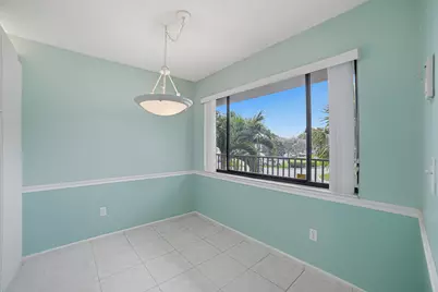 10442 E Clairmont Circle #204, Tamarac, FL 33321 - Photo 9