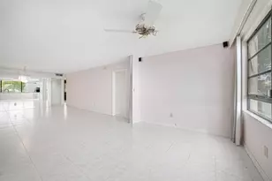 10442 E Clairmont Cir, Tamarac, FL 33321 - Photo 3