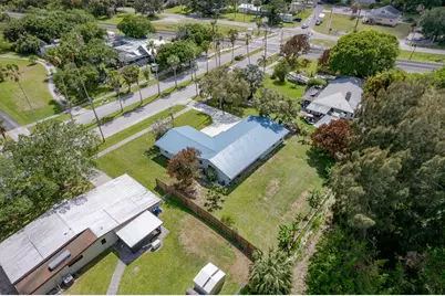 320 Chamberlain Boulevard, Fort Pierce, FL 34946 - Photo 49