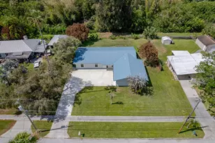 320 Chamberlain Blvd, Fort Pierce, FL 34946 - Photo 45