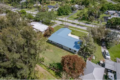 320 Chamberlain Boulevard, Fort Pierce, FL 34946 - Photo 47