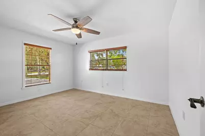 320 Chamberlain Boulevard, Fort Pierce, FL 34946 - Photo 37