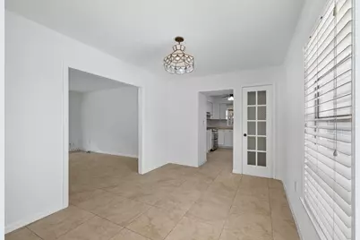 320 Chamberlain Boulevard, Fort Pierce, FL 34946 - Photo 15
