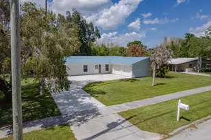 320 Chamberlain Blvd, Fort Pierce, FL 34946 - Photo 5