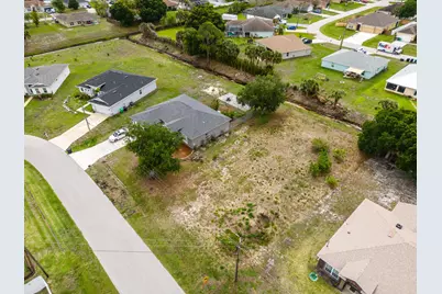 1110 SW Hunnicut Avenue, Port Saint Lucie, FL 34953 - Photo 5