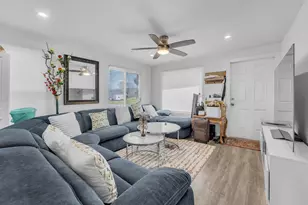 621 NW 15th Ave, Pompano Beach, FL 33069 - Photo 5