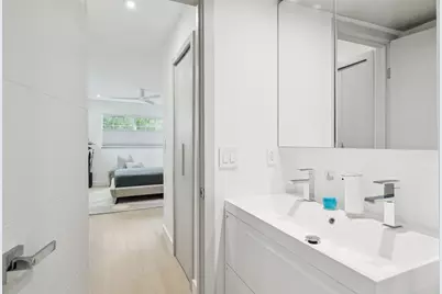 3004 NE 5th Terrace #101-c, Wilton Manors, FL 33334 - Photo 23