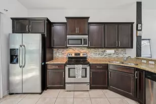 482 Graham Pl, Boynton Beach, FL 33435 - Photo 9