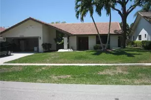 6050 Amberwoods Dr, Boca Raton, FL 33433 - Photo 13