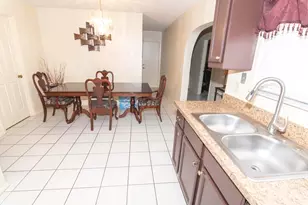 662 NW Bayshore Blvd, Port Saint Lucie, FL 34983 - Photo 7