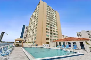 1410 S Ocean Dr, Hollywood, FL 33019 - Photo 37