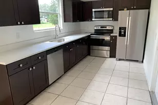 1838 SE North Buttonwood Dr, Port Saint Lucie, FL 34952 - Photo 5