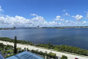 5440 N Ocean Dr, Singer Island, FL 33404 - Photo 31