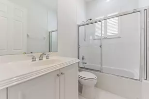 9258 Via Elegante, Wellington, FL 33411 - Photo 15