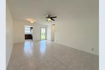 2607 Dudley Drive W #L, West Palm Beach, FL 33415 - Photo 13
