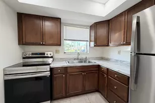 2607 Dudley Dr W, West Palm Beach, FL 33415 - Photo 7
