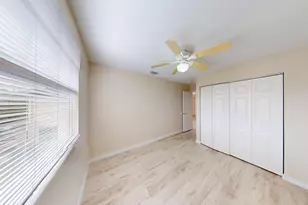 140 Pheasant Run Blvd, West Palm Beach, FL 33415 - Photo 15