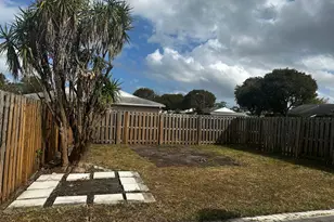 140 Pheasant Run Blvd, West Palm Beach, FL 33415 - Photo 23