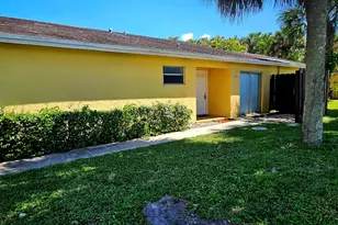 210 Sparrow Dr, Royal Palm Beach, FL 33411 - Photo 1