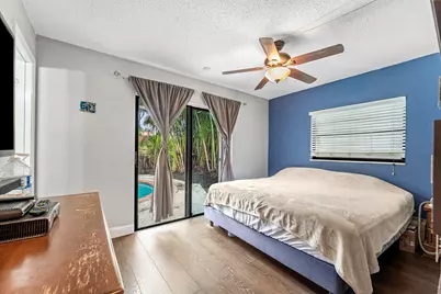 6407 Boulevard Of Champions, North Lauderdale, FL 33068 - Photo 11