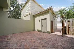 174 W Thatch Palm Cir, Jupiter, FL 33458 - Photo 9