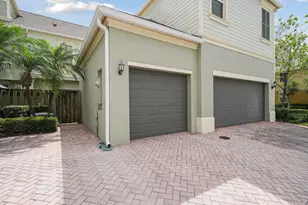 174 W Thatch Palm Cir, Jupiter, FL 33458 - Photo 5