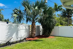 4640 NE 5th Ave Ave, Oakland Park, FL 33334 - Photo 23