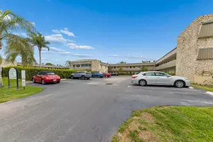 126 Sparrow Dr, Royal Palm Beach, FL 33411 - Photo 27