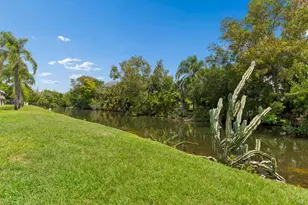 126 Sparrow Dr, Royal Palm Beach, FL 33411 - Photo 21